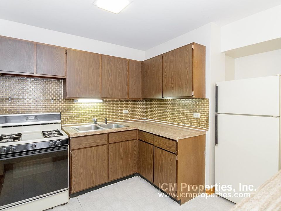 1st image of 846 W Lill Ave #4