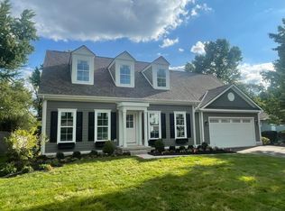 2585 Eastcleft Dr, Columbus, OH 43221