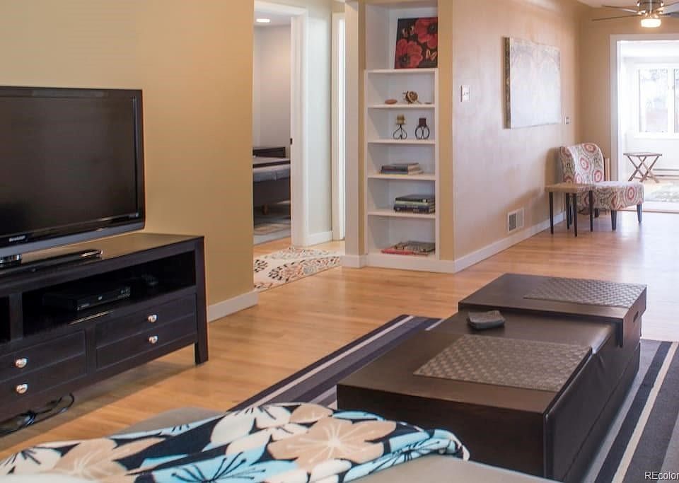 Great floor plan with natural flow