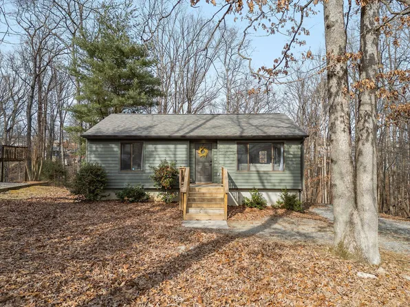 4701 Oak Rd NW, Roanoke, VA 24017