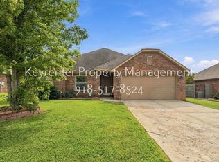3311 E Fairmont Pl, Broken Arrow, OK 74014