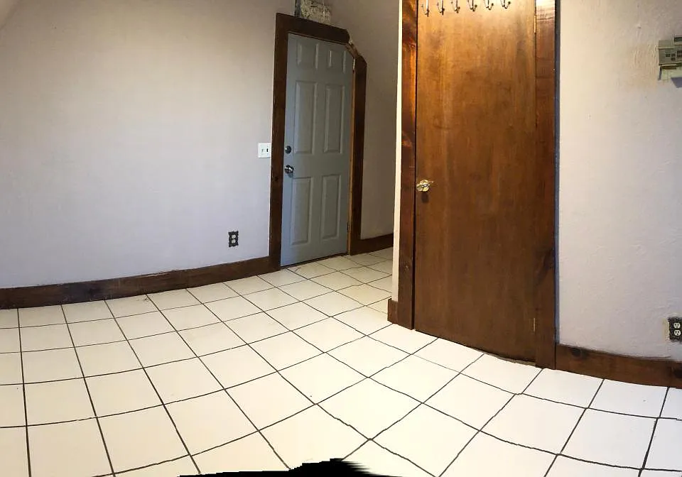 87 Bay St #5-R