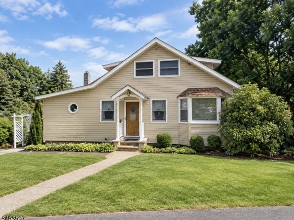 7 Central Ave, Stanhope Boro, NJ 07874