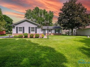 2305 Winterset Dr, Toledo, OH 43614