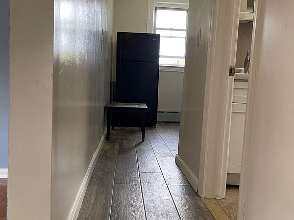 4th image of 3031 Young Ave Floor 2