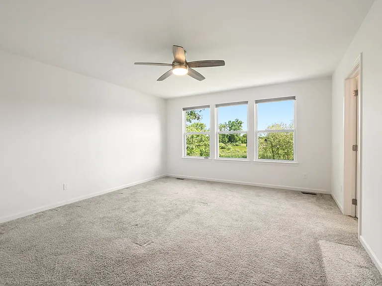 63770 Dequindre Rd — Photo 36