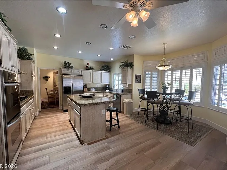 7611 Cougar Creek Cir — Photo 11
