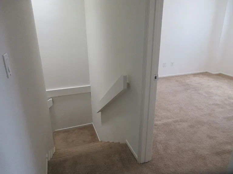 8865 Independence Ave #26 — Photo 15
