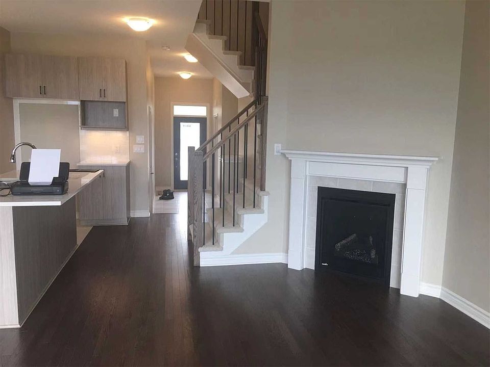 2nd image of 1103 Barrow Ave