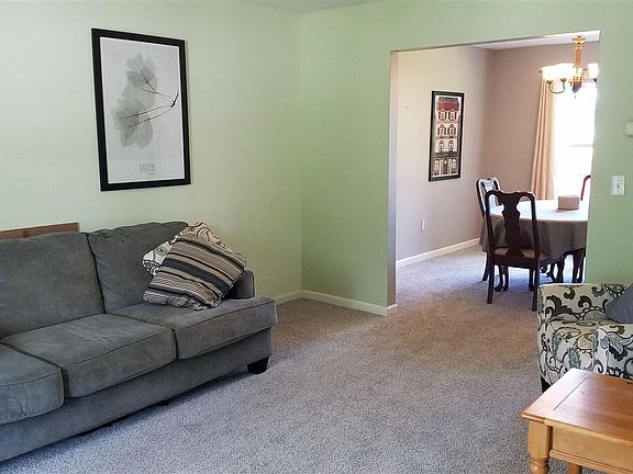 4th image of 613 E Antler Ct