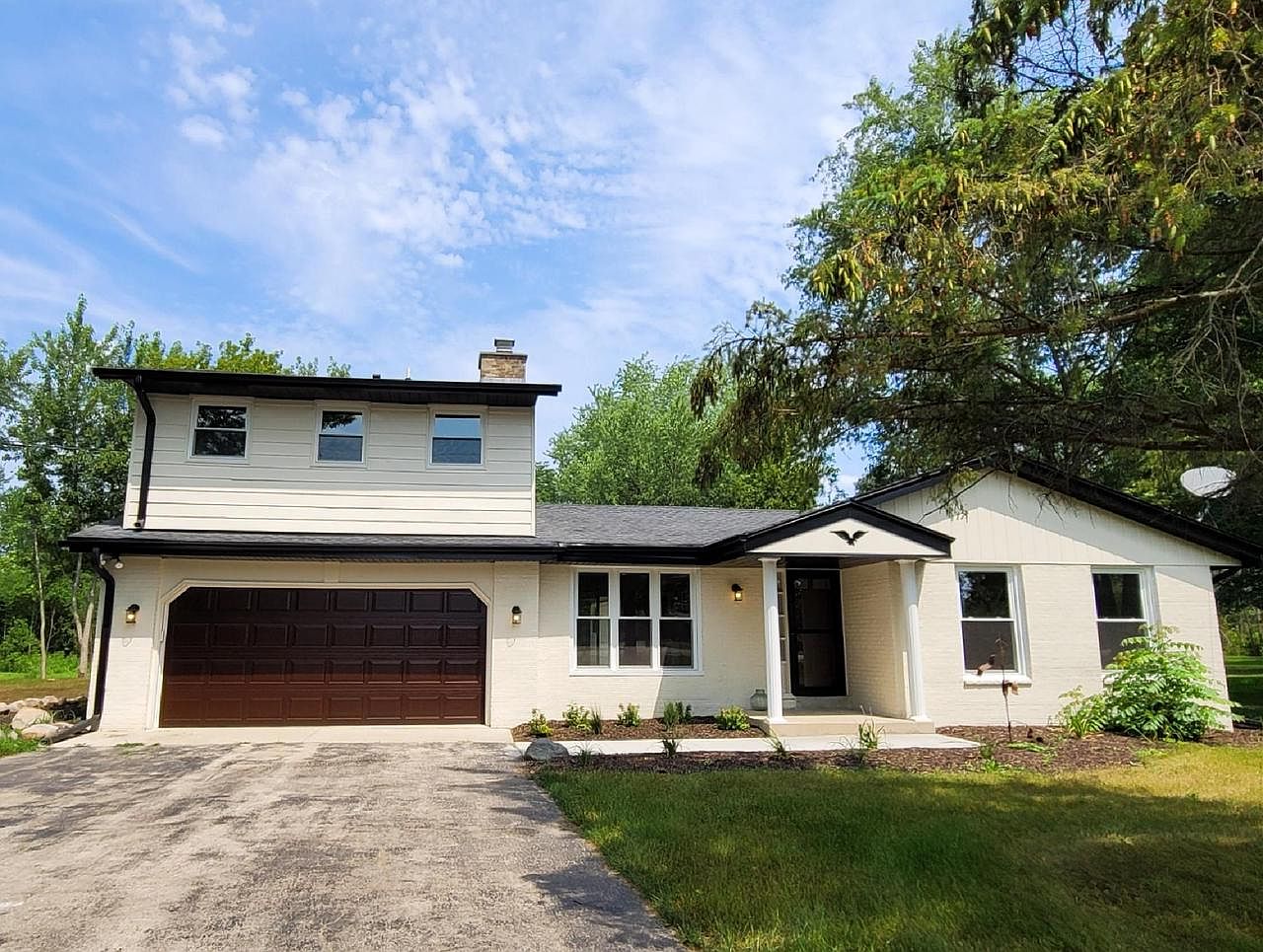 4350 Pioneer ROAD, Cedarburg, WI 53012 Zillow