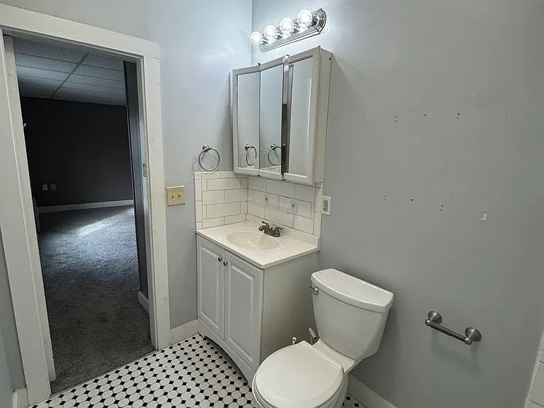 11 Park Street — Photo 26