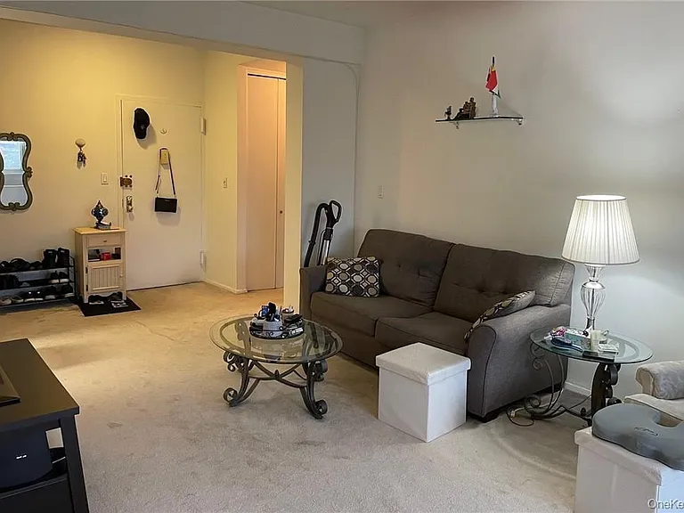 30 Lake St #12D — Photo 6