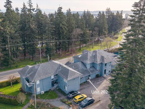 2 Doric Ave #202, Nanaimo, BC V9R 3N1
