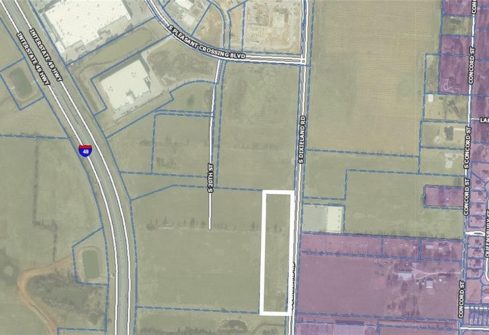 1st image of S Dixieland Rd