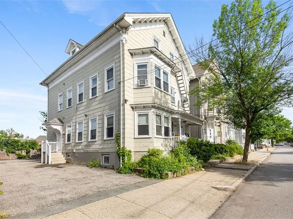 138 Garden St, Pawtucket, RI 02860