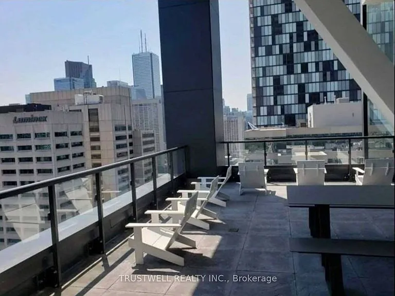 488 University Ave #2605 — Photo 14