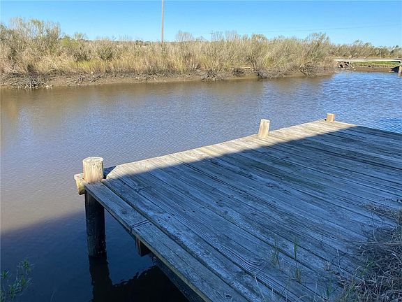 4th image of 3649 Lake Breeze Dr