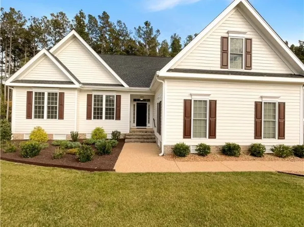 11571 Kings Pond Dr, Providence Forge, VA 23140