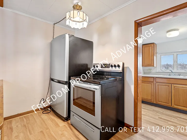 2047 Redrose Ave #2 — Photo 4