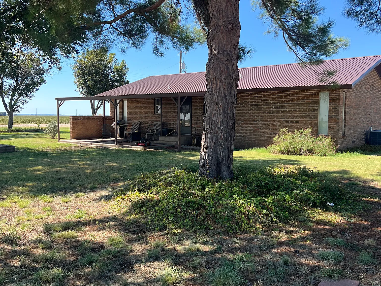 3 bed, 2024 sqft, $2,100 — Photo 4