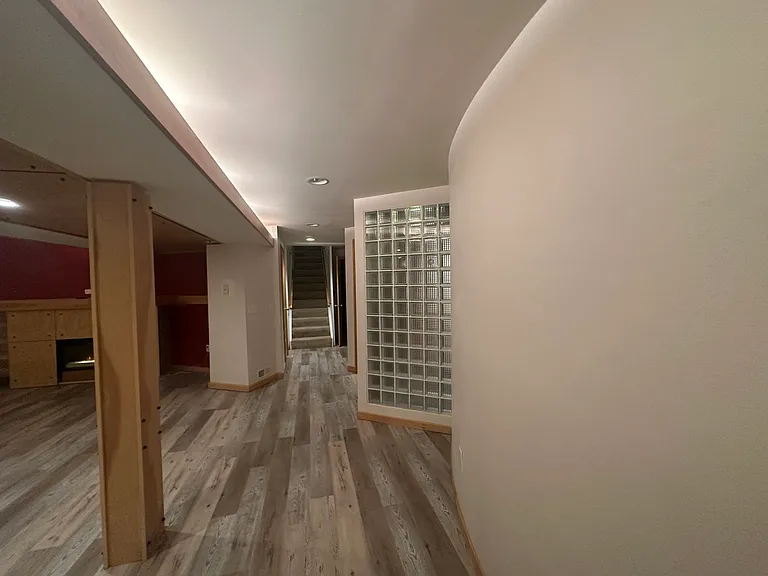 909 S Midvale Blvd #909 — Photo 37