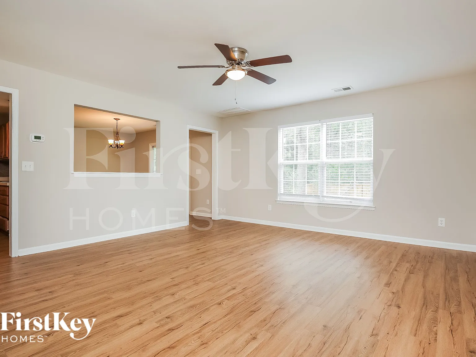 3 bed, 2.5 bath, 1760 sqft, $2,510 — Photo 3