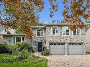 334 Coleridge Dr, Waterloo, ON N2L2V6