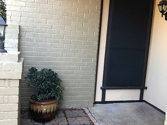 3rd image of 612 Salem Dr