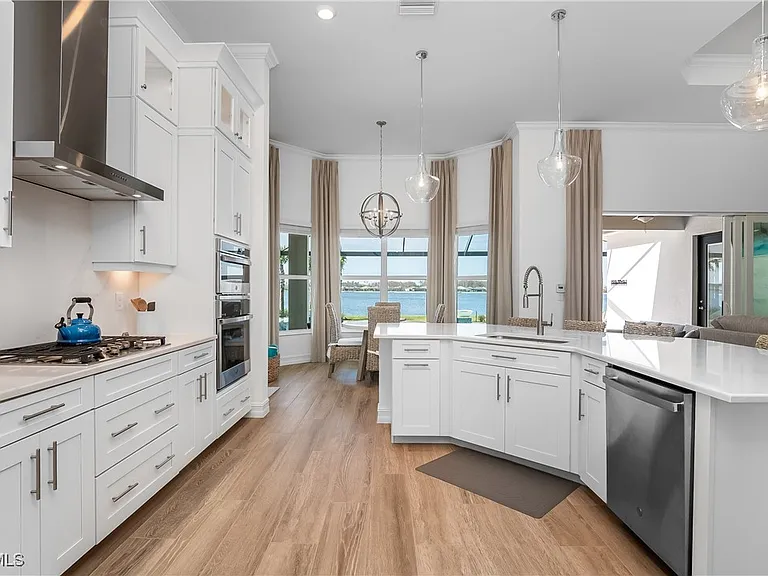 13974 Blue Bay Cir — Photo 33