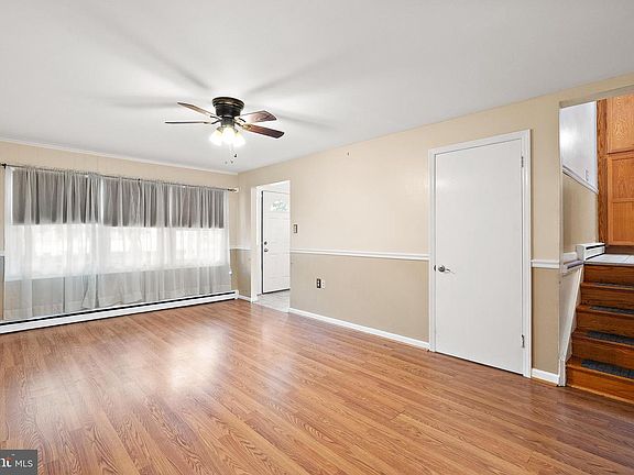3rd image of 1115 Milltown Rd