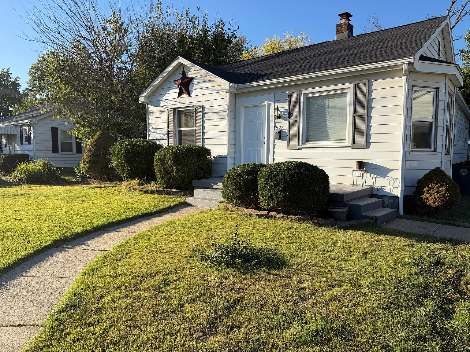 3 bed, 1499 sqft, $1,500 — Photo 2