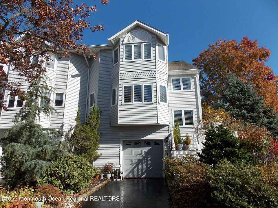 1st image of 106 Geranium Ct #1006