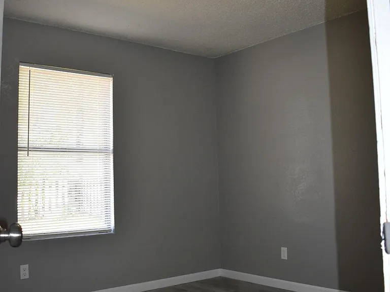 2906 Ennis Ave — Photo 13