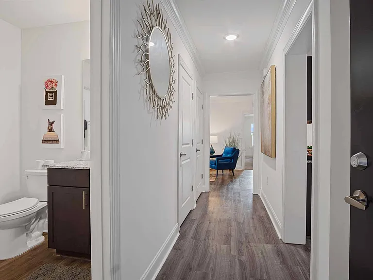 Belle Mor Luxury Apartments — Photo 6