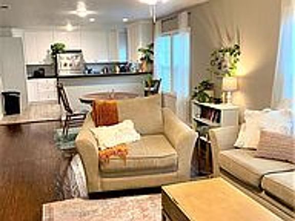 3rd image of 104 S Haswell Dr