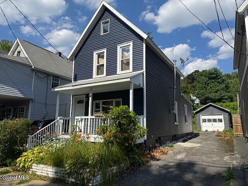 3rd image of 1029 Glendale Place