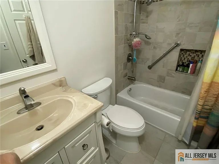 144 Beverly Hill Ter #B — Photo 27