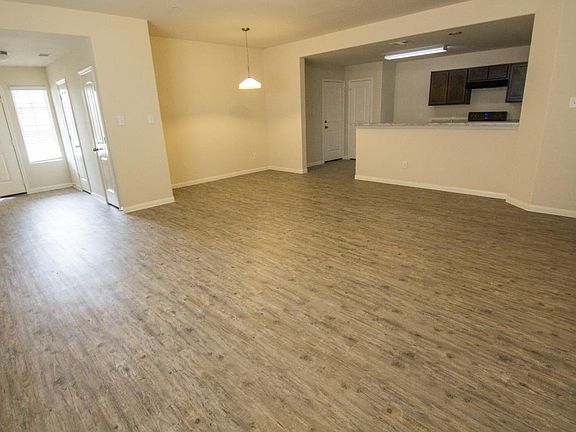 2nd image of 2008 Oakwood St