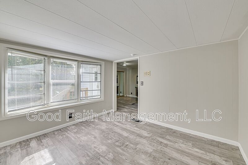 1st image of 4162 Wallie Ave