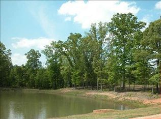 201 W Lake Blvd, Carrollton, GA 30116