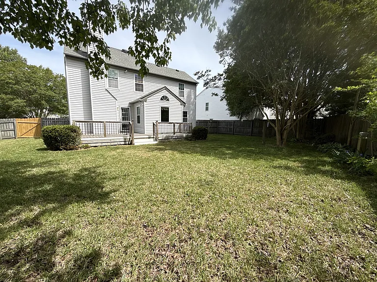 3813 Sterncroft Dr — Photo 15