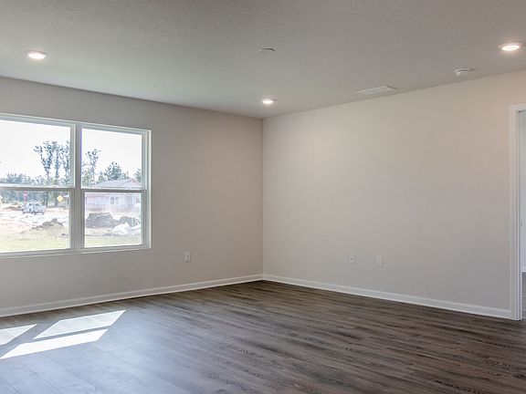5th image of 5428 Peach Dr