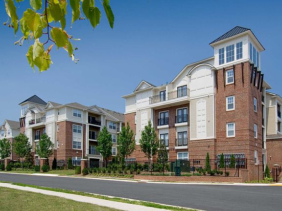 Fairchase Apartments