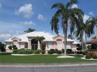 2120 New Bedford Dr, Sun City Center, FL 33573