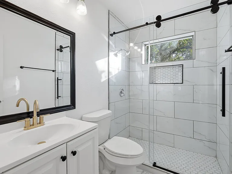 5345 Hensley Dr — Photo 7