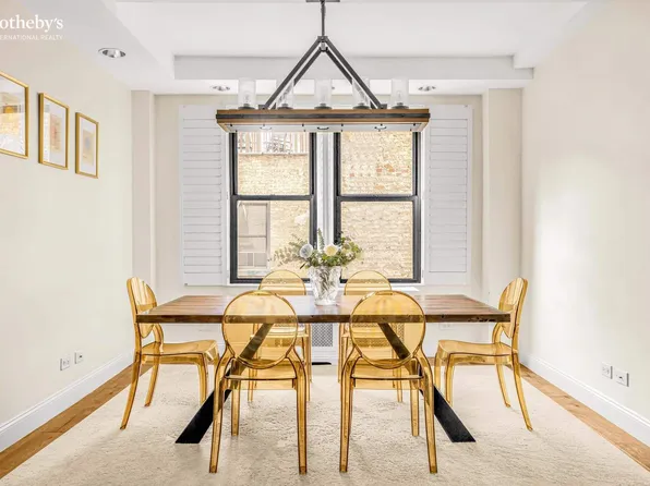 320 West 89th Street image 5 of 13