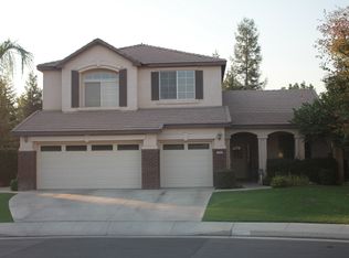 11622 White River Dr, Bakersfield, CA 93311