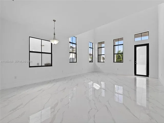 15441 SW 20th Ln — Photo 15