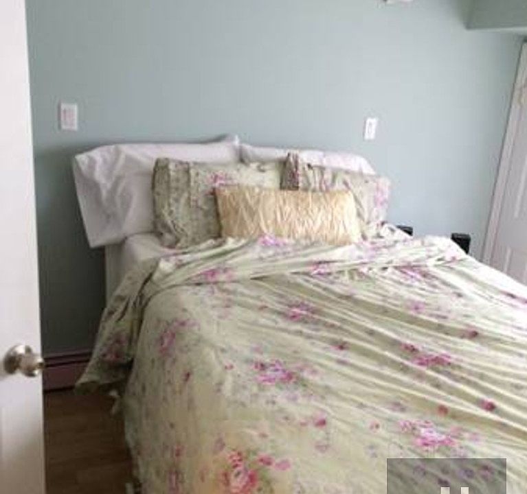1st image of 5859 44th Ave APT 4A